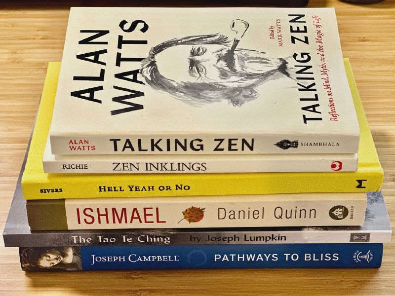 Fav books of 2022 (stacked)